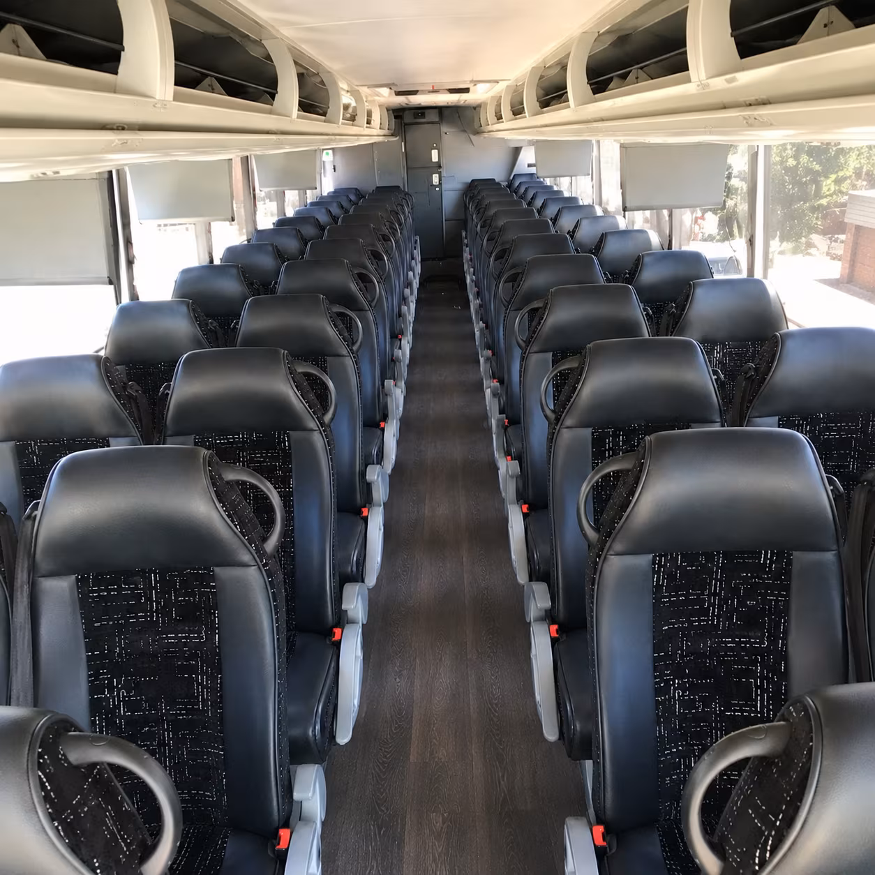 livermore professional charter bus transportation for livermore corporate groups